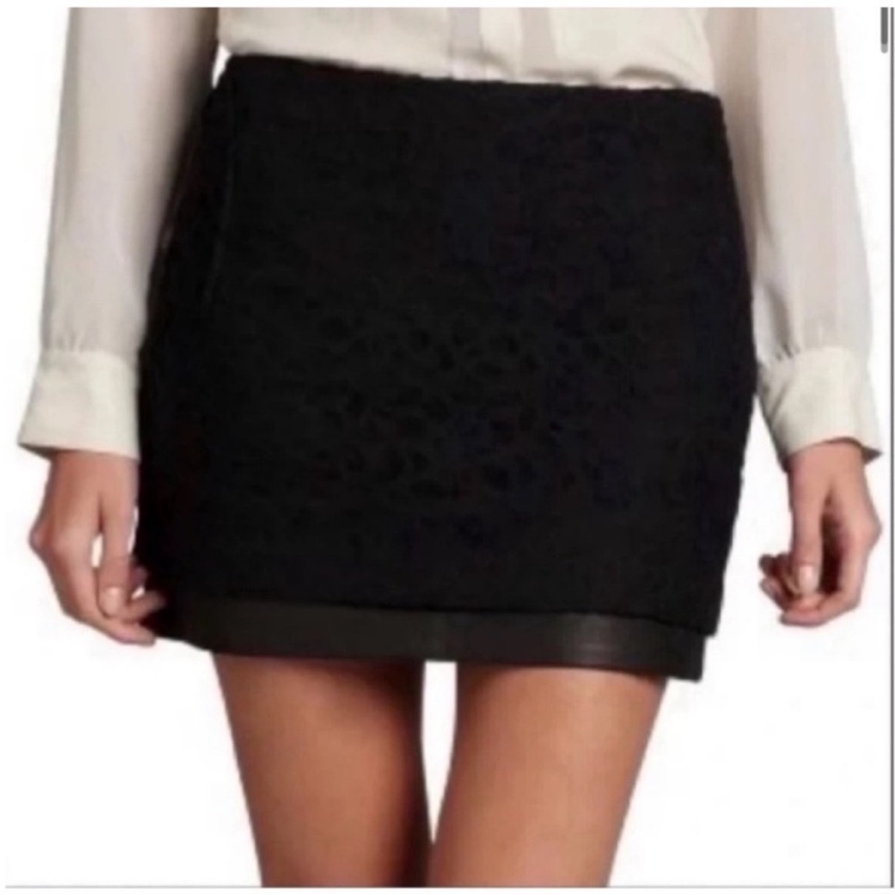 Diane Von Furstenberg Black Lace And Leather Elley Mini Skirt size zero